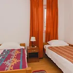 Family Friendly Seaside Grebastica, Sibenik - 15170