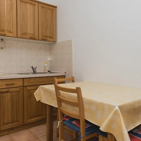 Family Friendly Seaside Grebastica, Sibenik - 15170 *