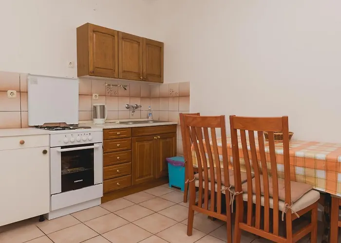 Family Friendly Seaside Grebastica, Sibenik - 15170 * Grebaštica